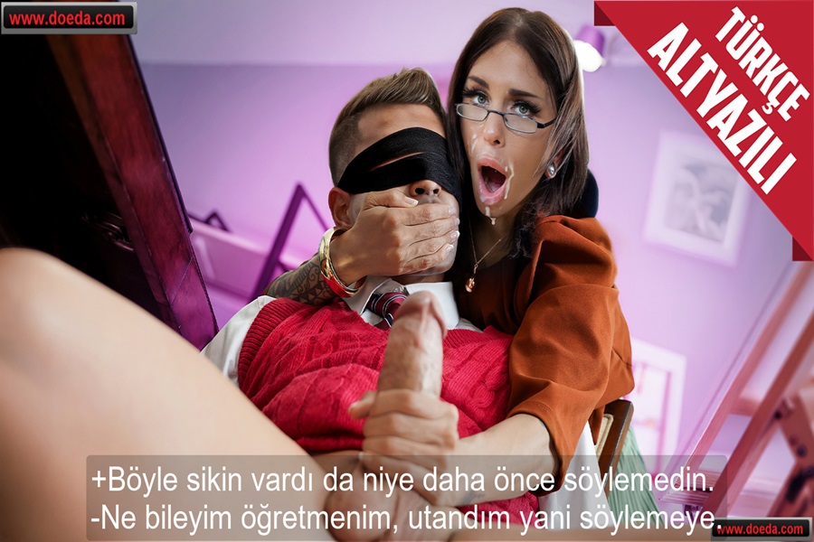 Özel Derse Gelen Aile Öğretmenine Bakıp Sikini Okşarken Öğretmene Yakalandı